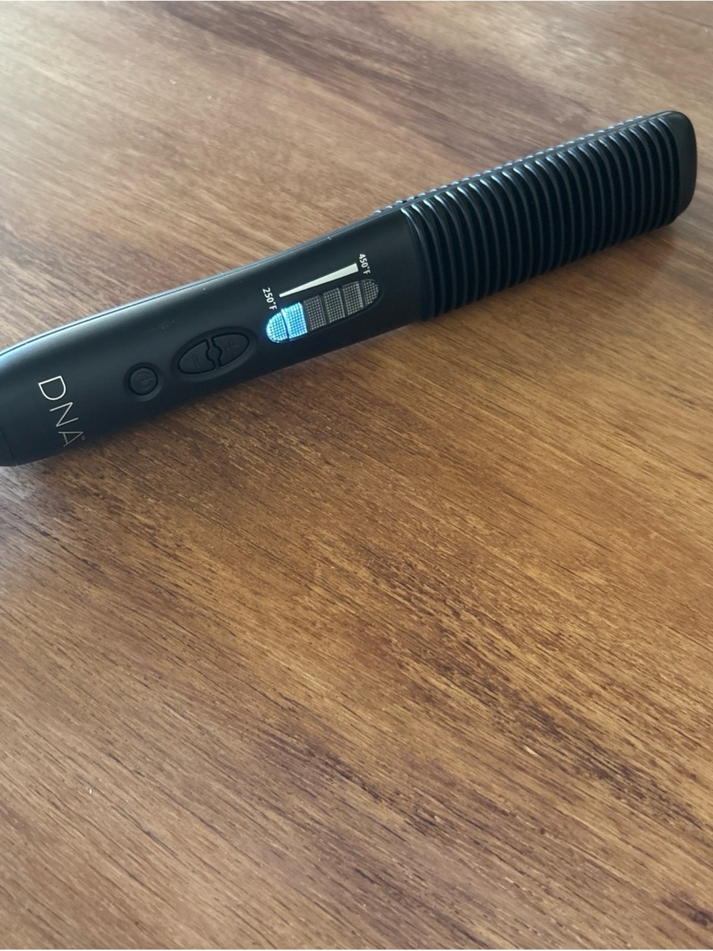 Ceramic Heated Straightening Brush - Black
